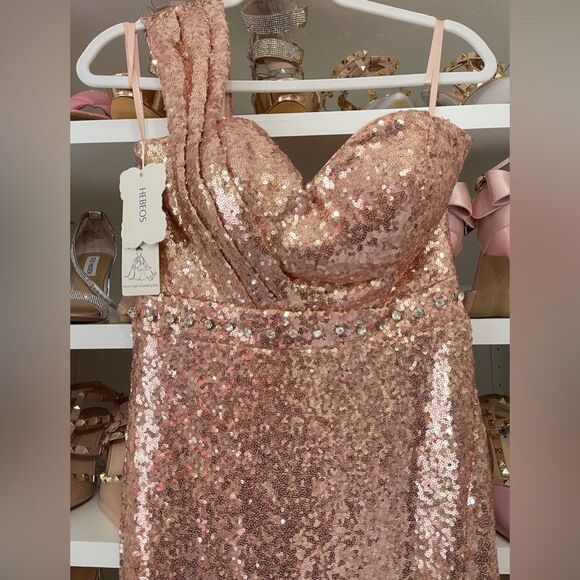 NWT Rose Gold One-Shoulder Sweep/Brush Train Beading Sequins Dresses - Picture 5 of 15
